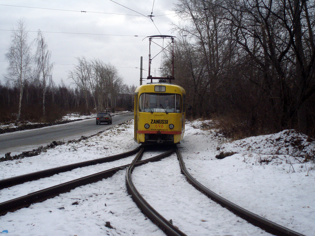 Yekaterinburg, Tatra T3SU № 698; Yekaterinburg — Line to Zelenyi Ostrov (Green Island) Yekaterinburg, Tatra T3SU № 698; Yekaterinburg — Line to Zelenyi Ostrov (Green Island)