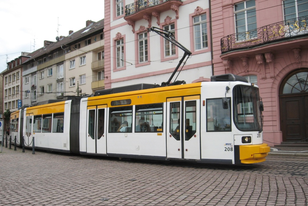 Mainz, Adtranz GT6M-ZR № 208