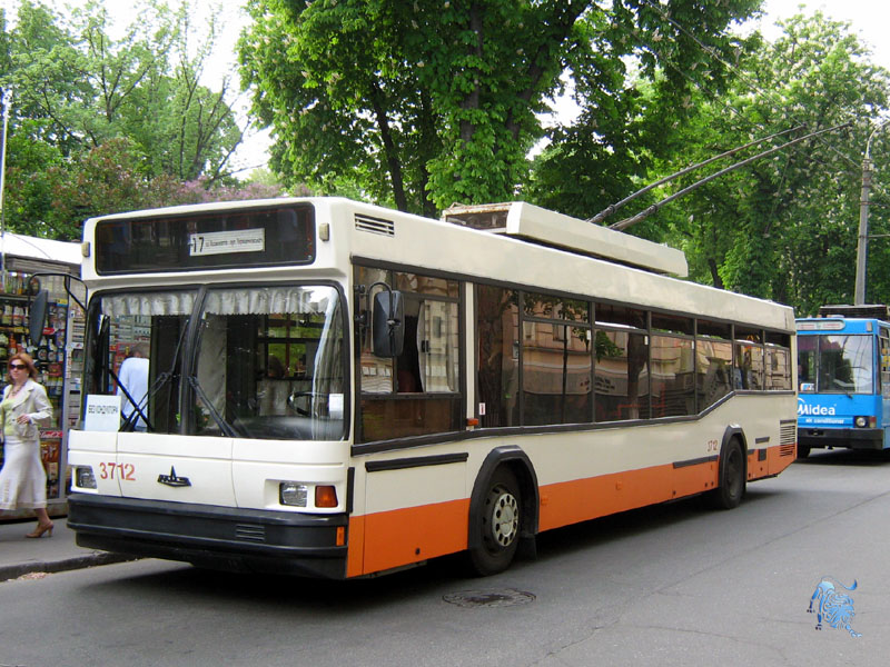 Киев, МАЗ-103Т № 3712