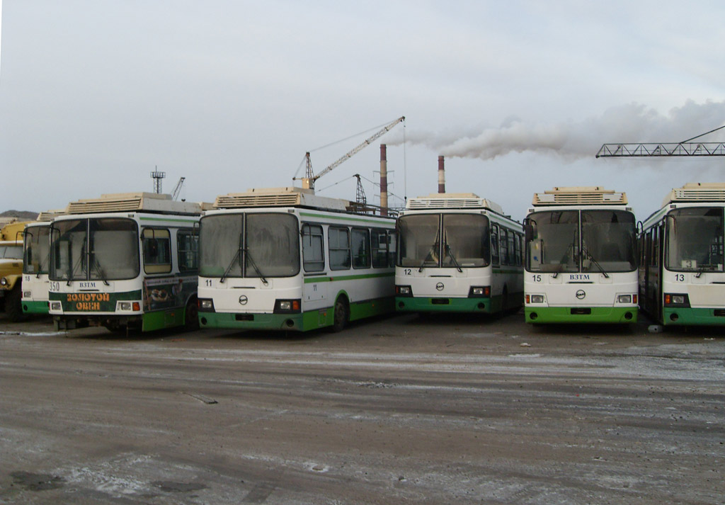 Архангельск, ЛиАЗ-5280 (ВЗТМ) № 15