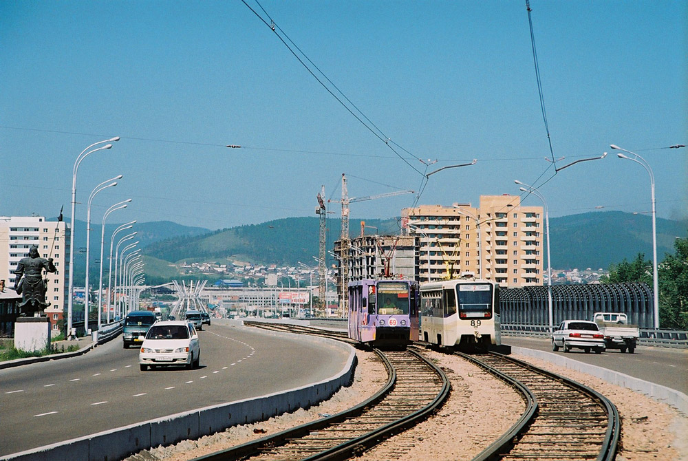 Ulan-Ude, 71-608K č. 69; Ulan-Ude, 71-619KT č. 89