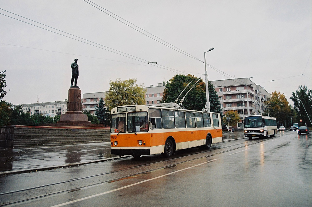 Калининград, ЗиУ-682В № 096