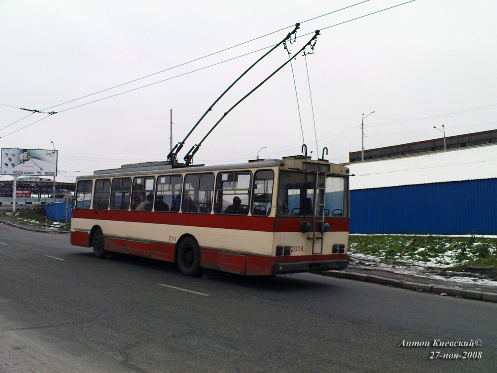 Киев, Škoda 14Tr02/6 № 2014