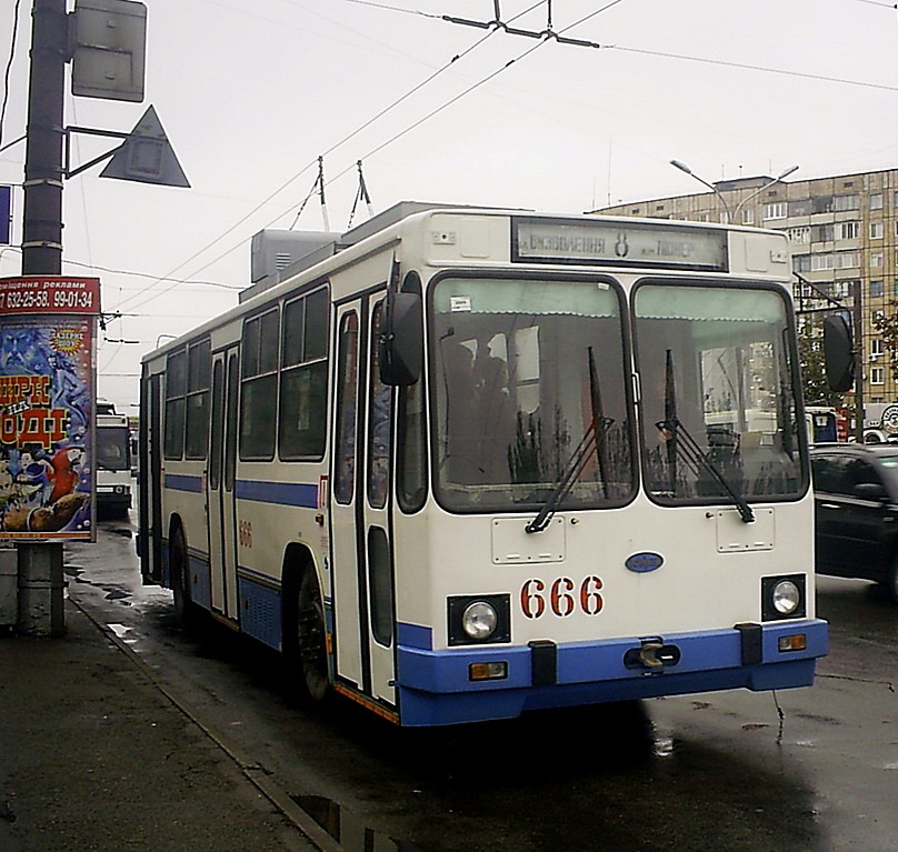Кривой Рог, ЮМЗ Т2 мод. 7 № 666