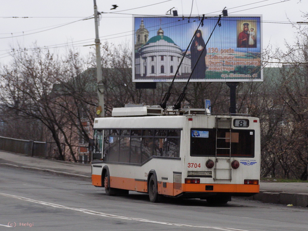 Киев, МАЗ-103Т № 3704