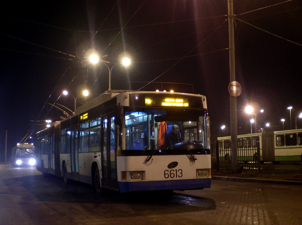 Moscow, VMZ-62151 “Premier” № 6613