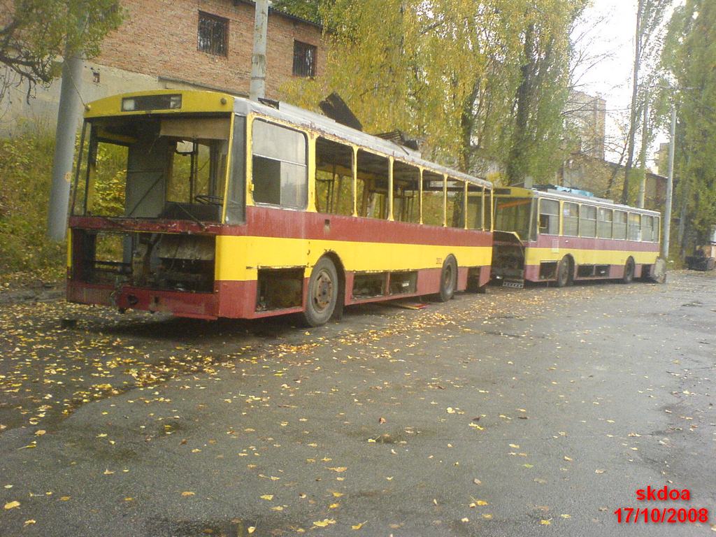 Киев, Škoda 14Tr02 № 282