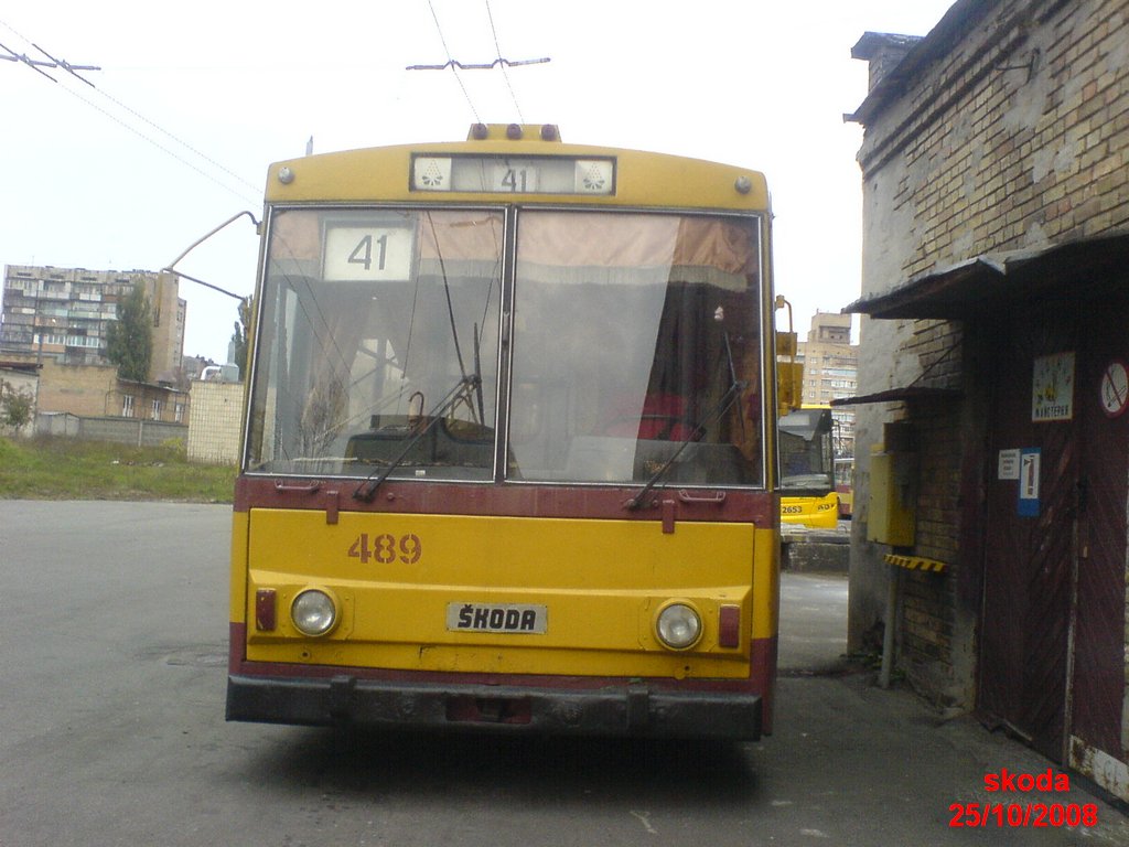 Киев, Škoda 15Tr03/6 № 489