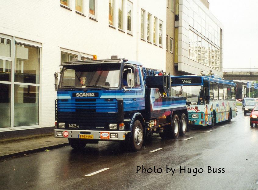 Арнем, DAF Den Oudsten B79T-KM560 / Kiepe № 0143