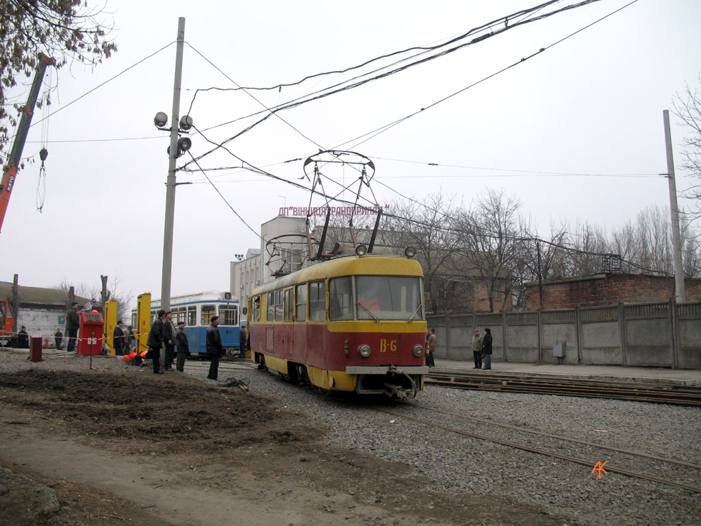 Вінниця, Tatra T4SU № В-6; Вінниця — Постачання першої партії швейцарських вагонів
