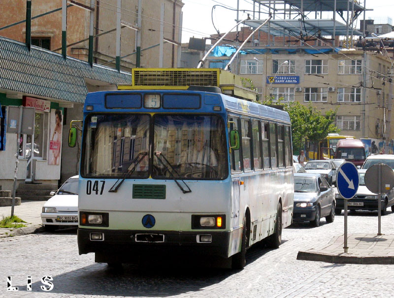 Львов, ЛАЗ-52522 № 047