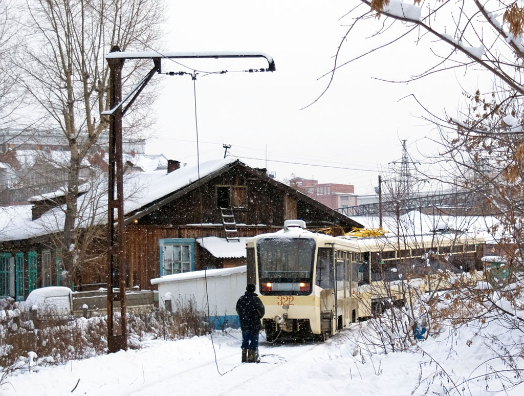 Tomsk, 71-619KT Nr 322; Tomsk — Gate near the "Vokzal Tomsk-II"; Tomsk — New Rolling Stock Deliveries — Trams