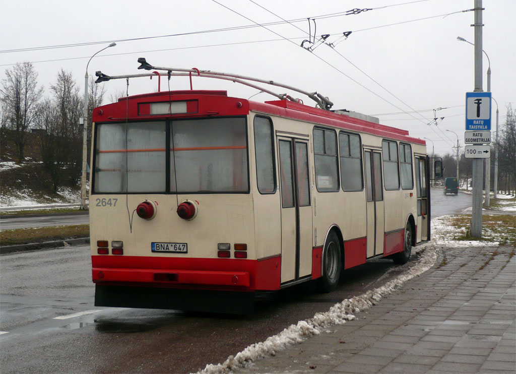 Vilnius, Škoda 14Tr13/6 # 2647 Vilnius, Škoda 14Tr13/6 # 2647