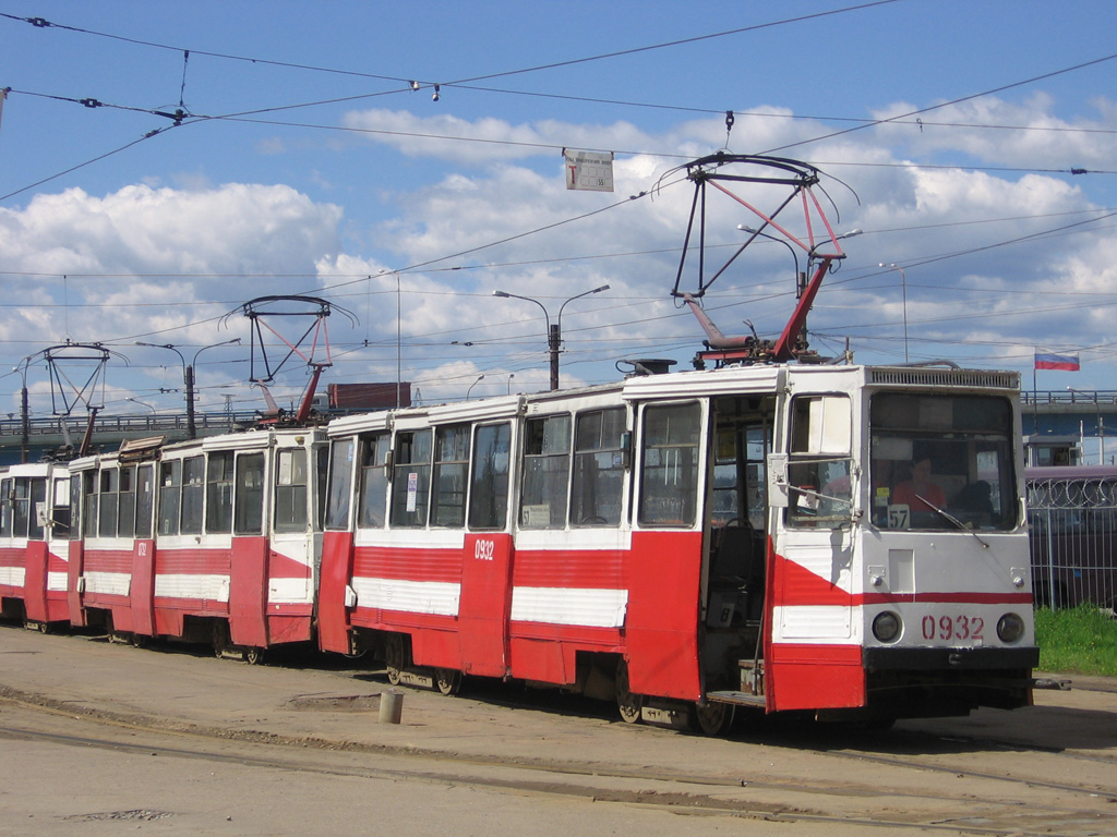Санкт-Петербург, 71-605 (КТМ-5М3) № 0932