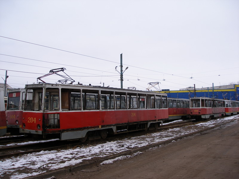 Ярославль, 71-605 (КТМ-5М3) № 204; Ярославль, 71-605 (КТМ-5М3) № 104