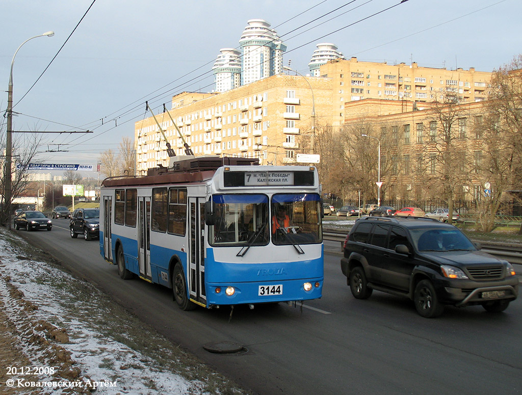 Москва, ЗиУ-682Г-016.02 (с широкой 1-й дверью) № 3144