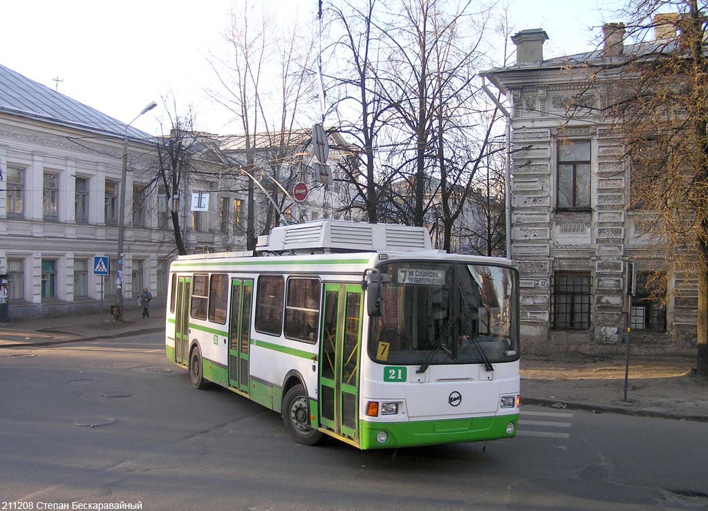 Ярославль, ЛиАЗ-5280 № 21