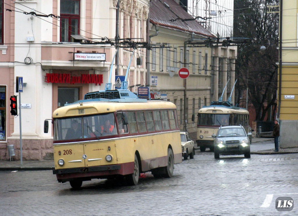 Черновцы, Škoda 9TrH27 № 208; Черновцы, Škoda 9TrH27 № 213