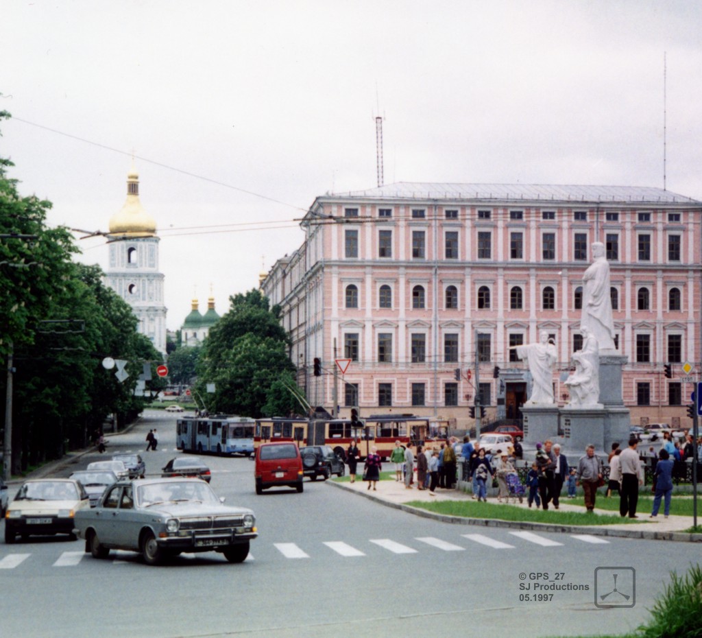 Kiiev — Trolleybus Lines: Center, Pechersk, Zvirynets, Vydubychi