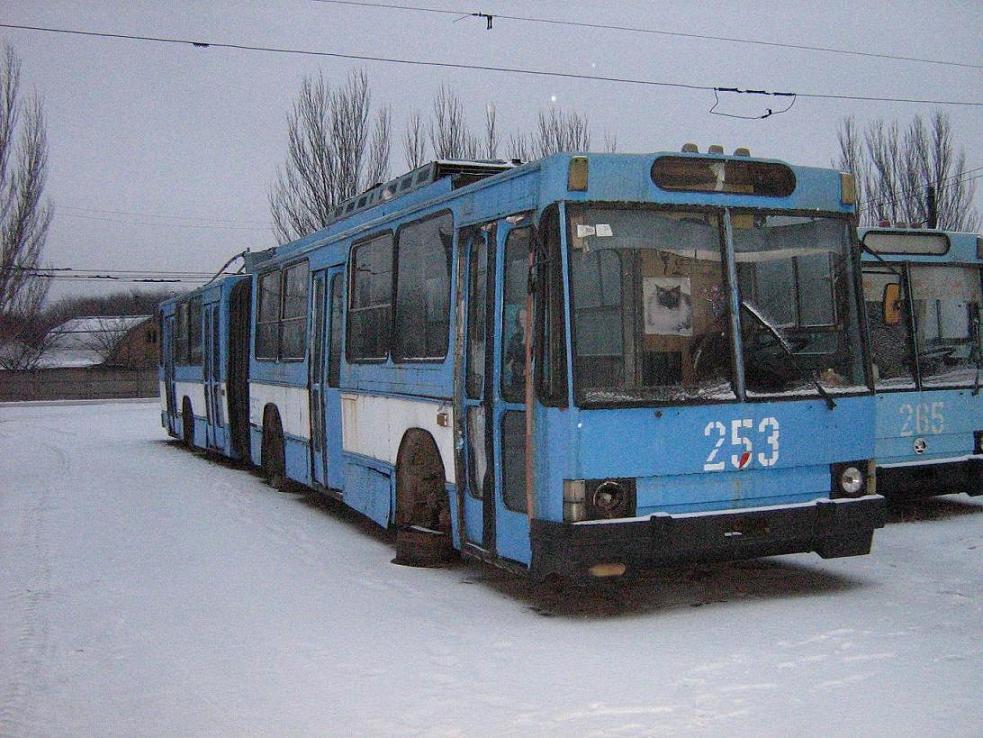Горловка, ЮМЗ Т1 № 253