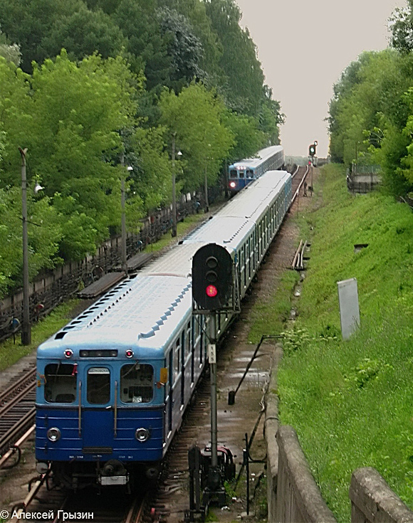 Moskwa — Metro — Vehicles — Type Ezh/Em-508/Em-509; Moskwa — Metro — [3] Arbatsko-Pokrovskaya Line