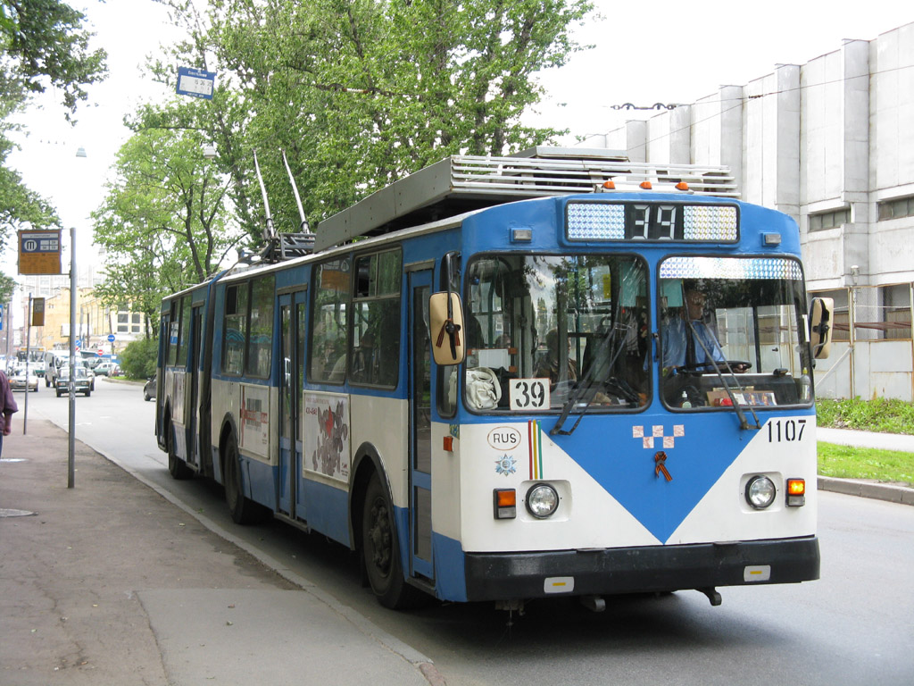 Санкт-Петербург, ЗиУ-683БМ1 № 1107