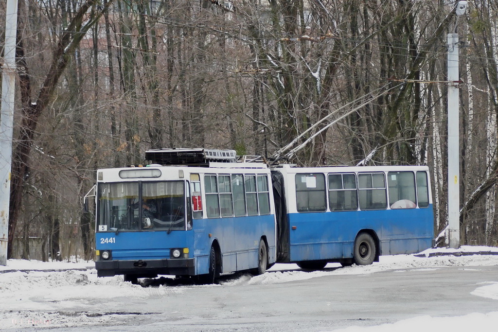 Киев, ЮМЗ Т1 № 2441
