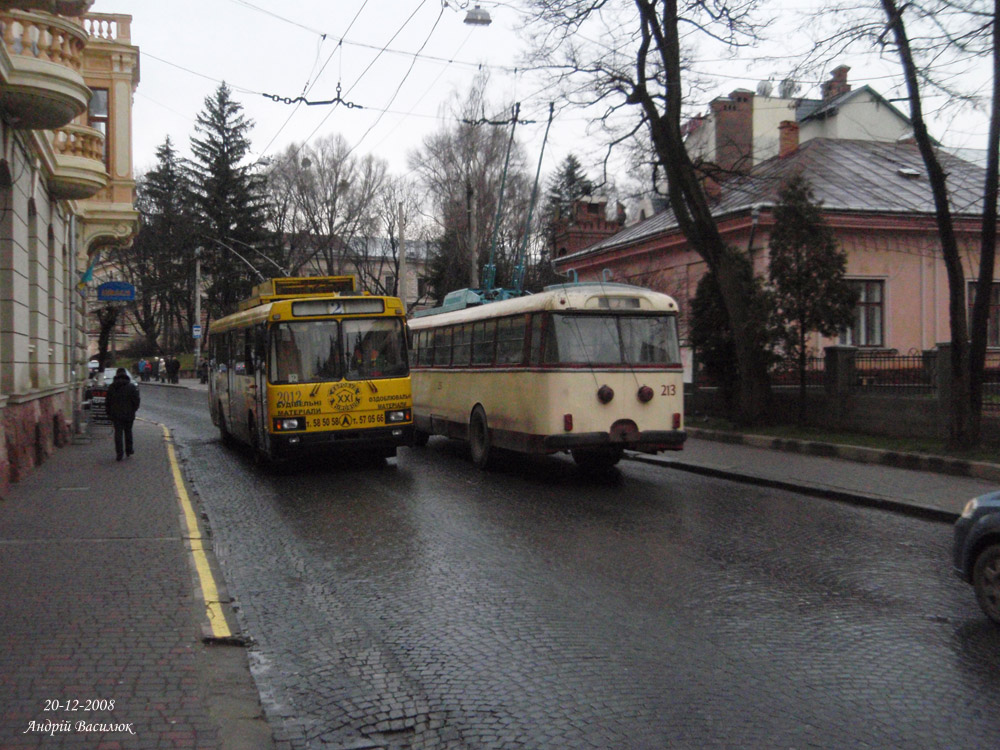 Черновцы, ЛАЗ-52522 № 2012