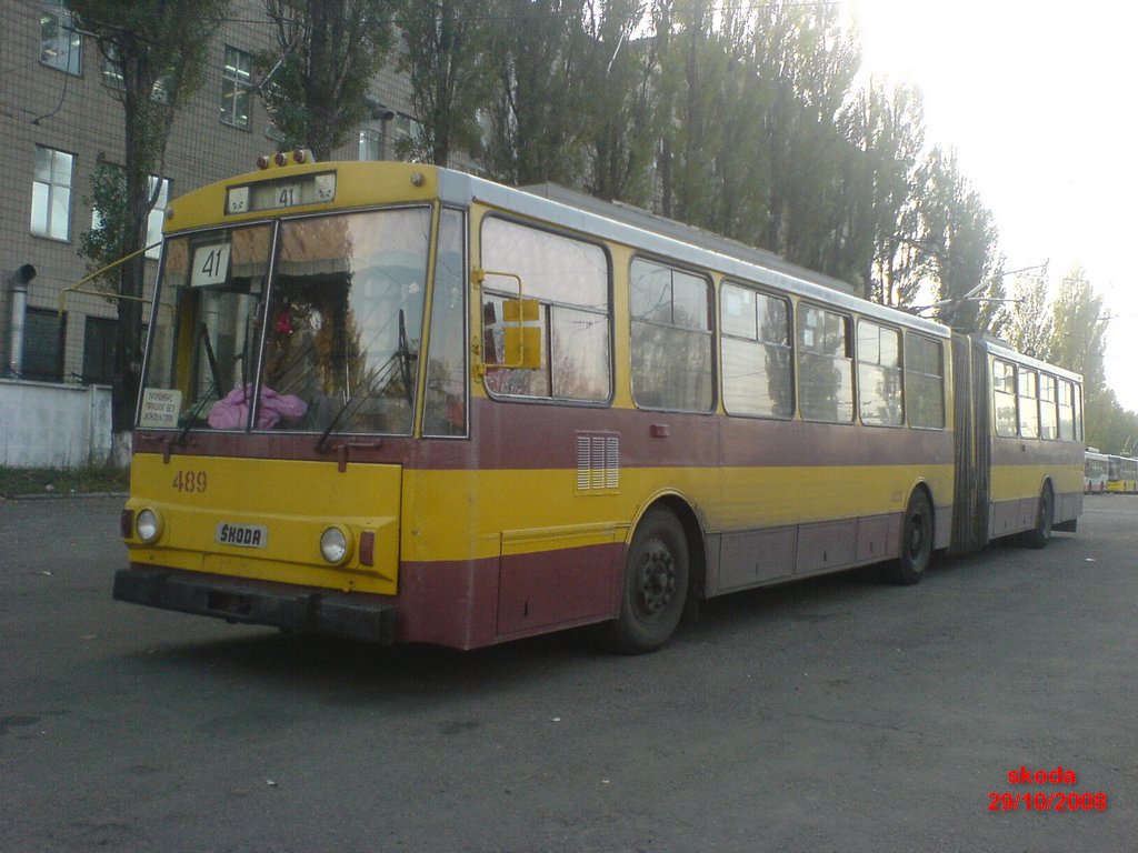 Киев, Škoda 15Tr03/6 № 489