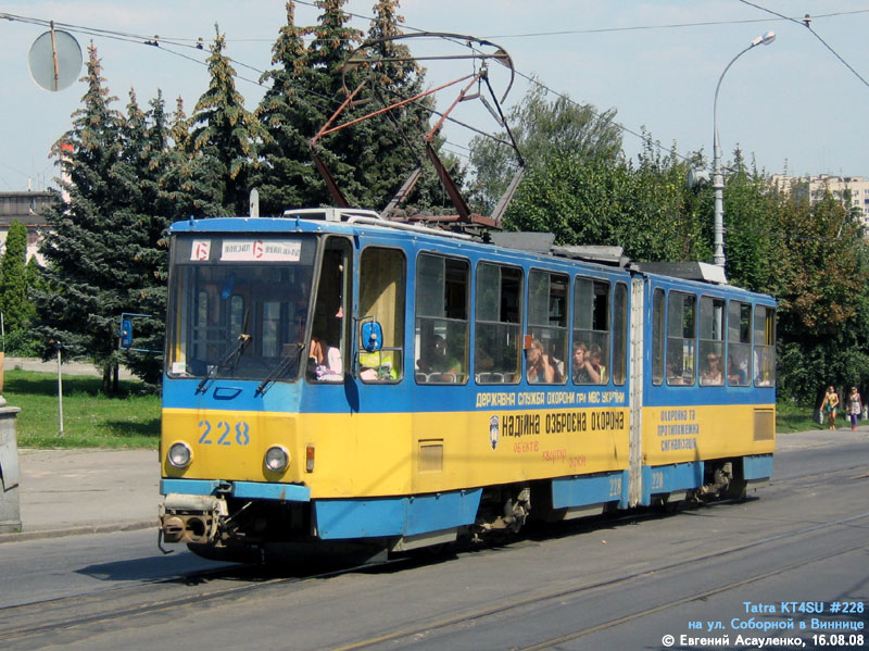 Винница, Tatra KT4SU № 228