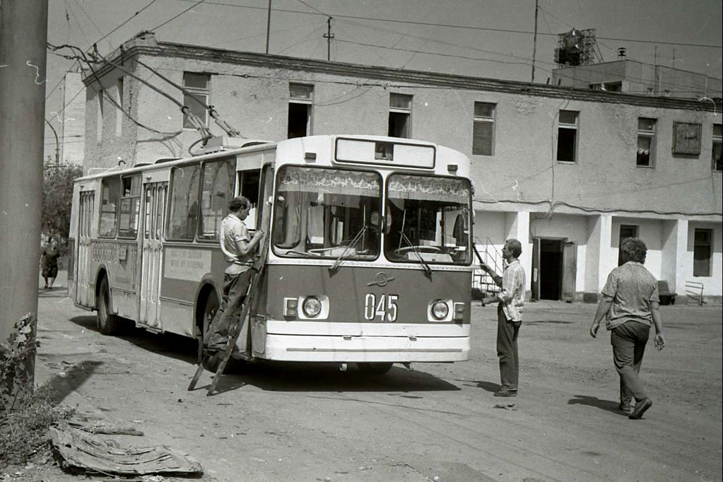 Астрахань, ЗиУ-682В-012 [В0А] № 045; Астрахань — Старые фотографии