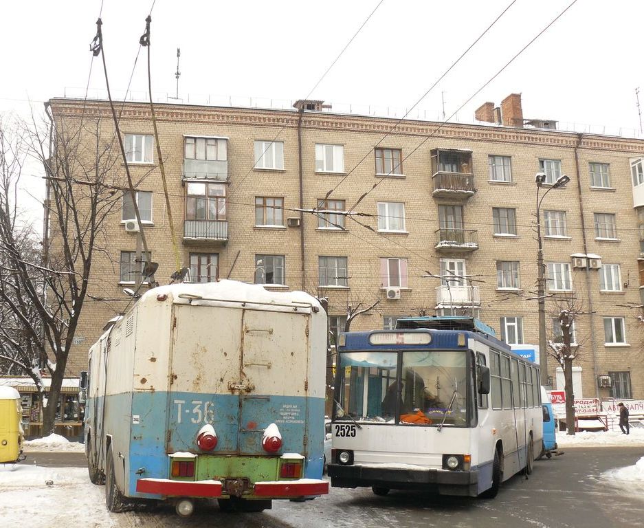 Днепр, КТГ-1 № Т-36; Днепр, ЮМЗ Т2 № 2525