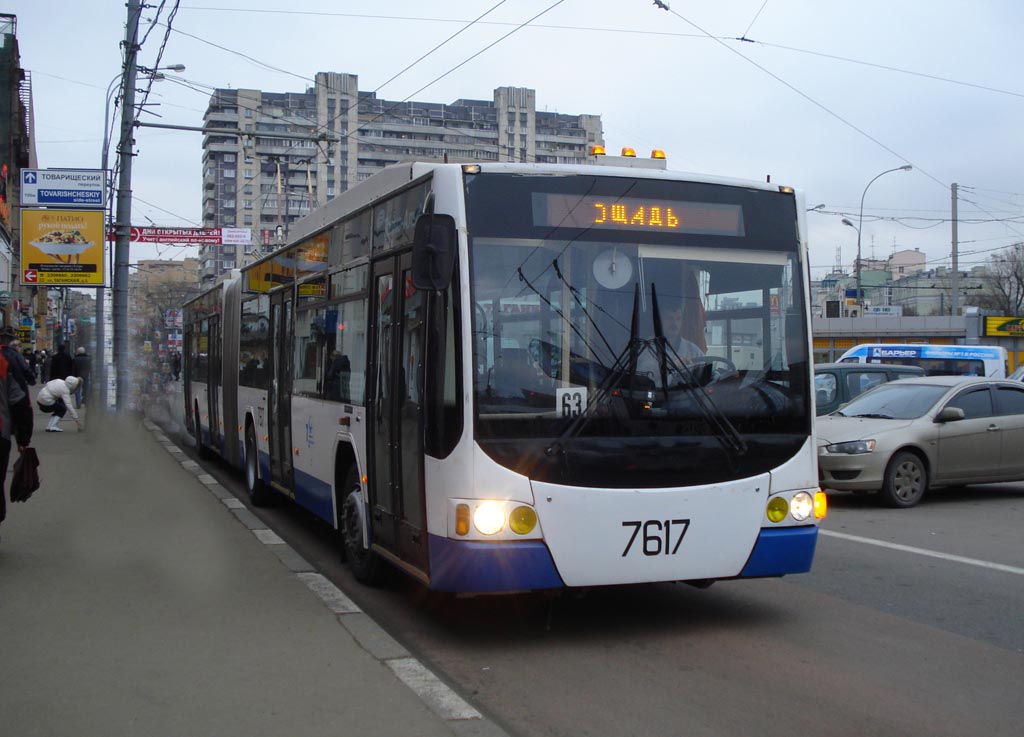 Moszkva, VMZ-62151 “Premier” — 7617