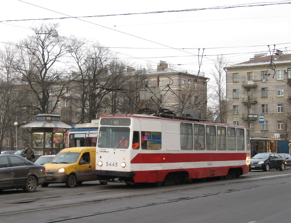 Sankt Peterburgas, LM-68M nr. 5445