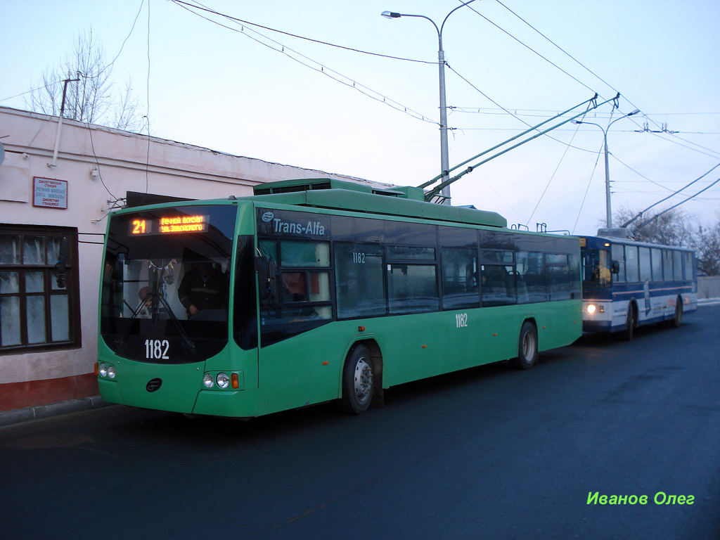 Казань, ВМЗ-5298.01 «Авангард» № 1182