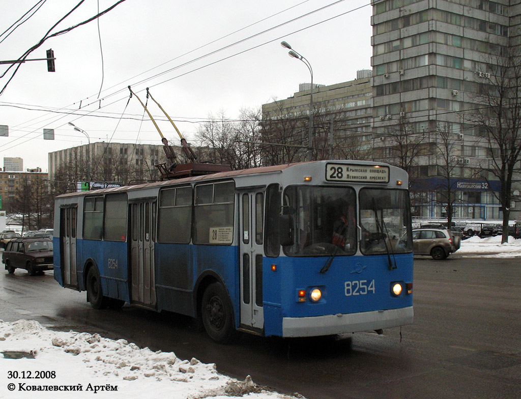 Москва, ЗиУ-682Г [Г00] № 8254