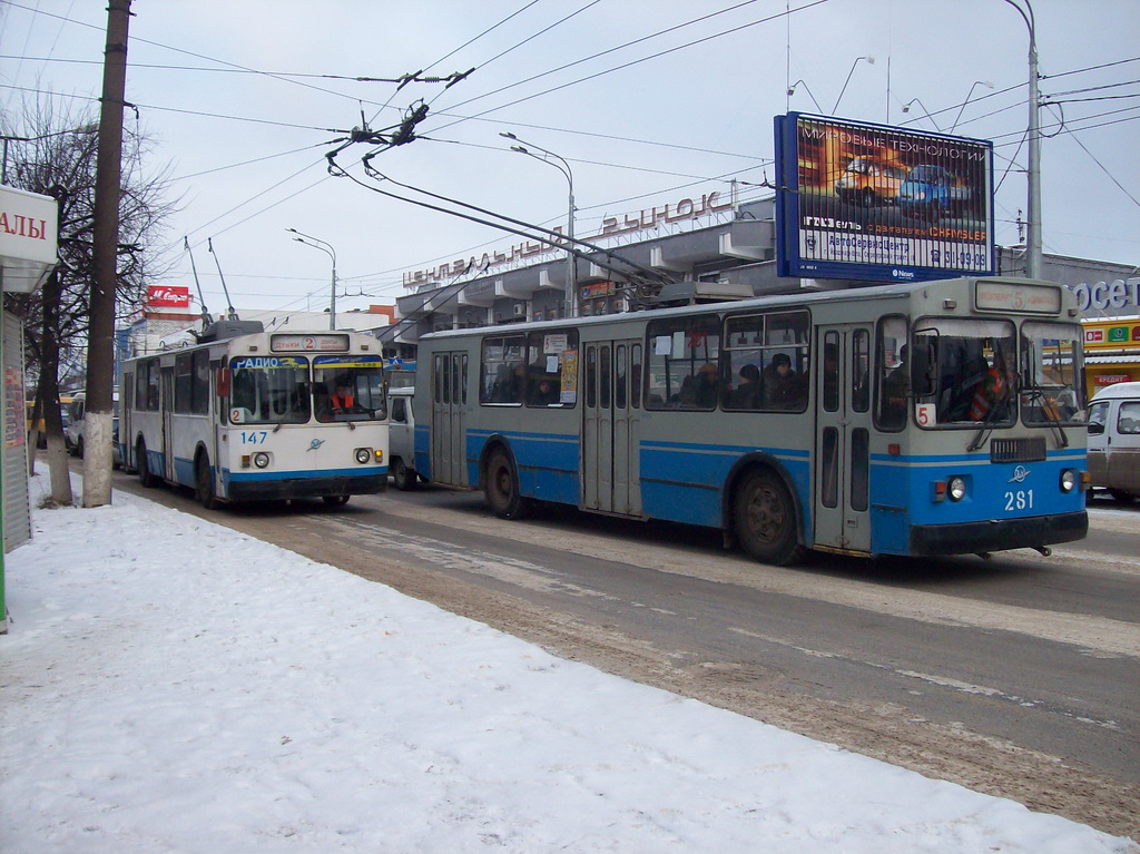 Йошкар-Ола, ЗиУ-682В № 147; Йошкар-Ола, ЗиУ-682Г-012 [Г0А] № 281