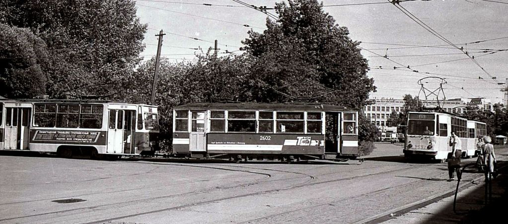 Санкт-Петербург, МС-4 № 2602; Санкт-Петербург, ЛМ-68М № 9537