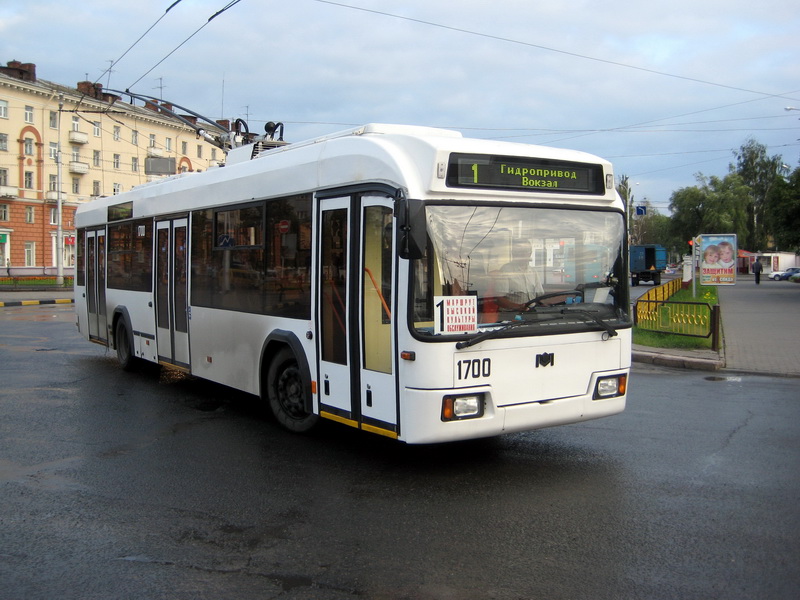 Гомель, БКМ 32102 № 1700