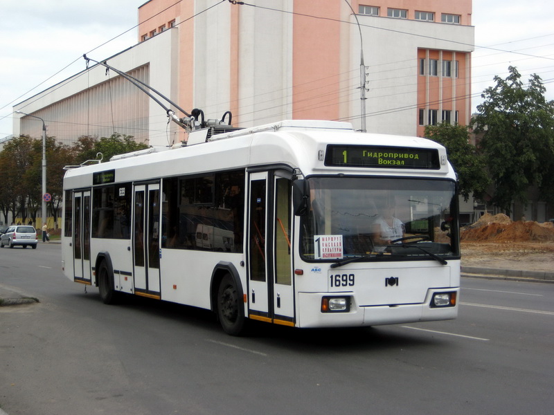 Гомель, БКМ 32102 № 1699