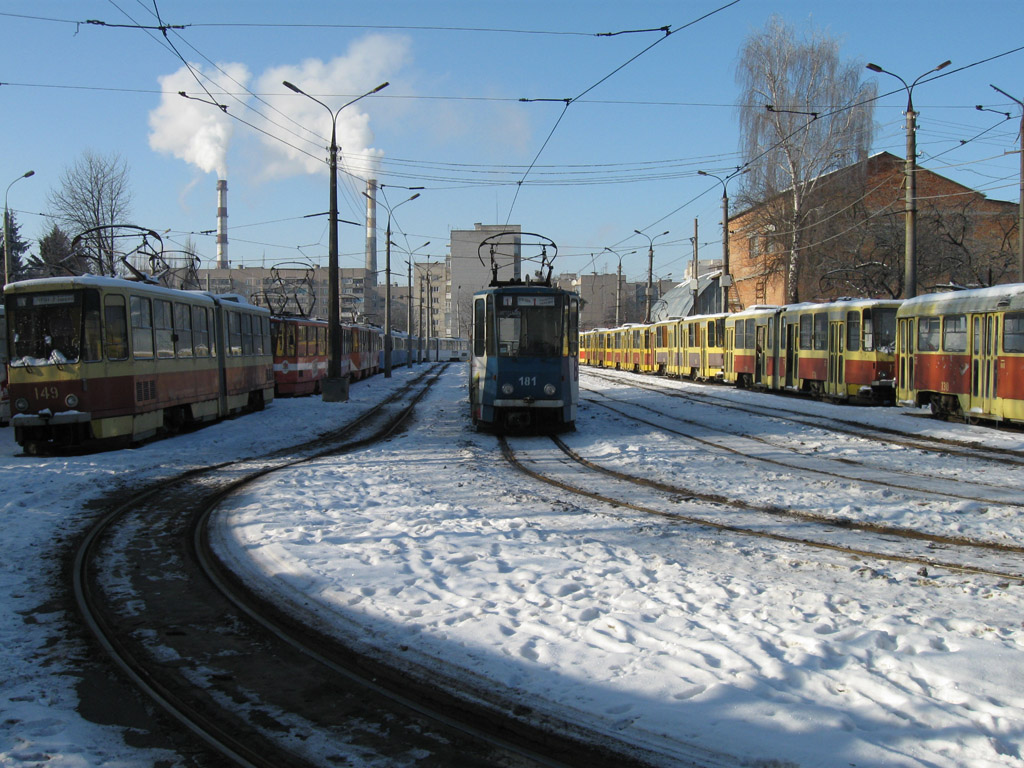 Винница, Tatra KT4SU № 181; Винница, Tatra KT4SU № 149; Винница — Трамвайное депо