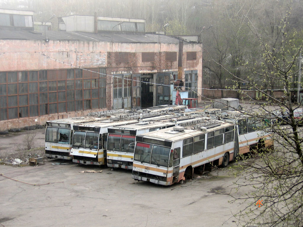 Киев, DAC 217E № 046