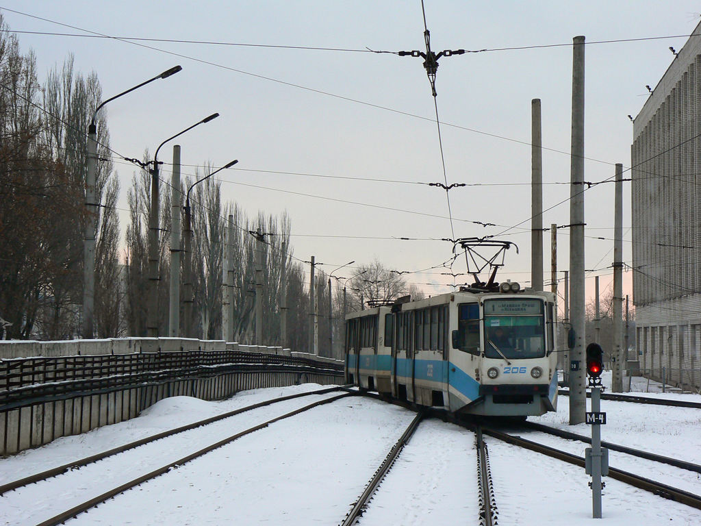 Кривой Рог, 71-611 № 206