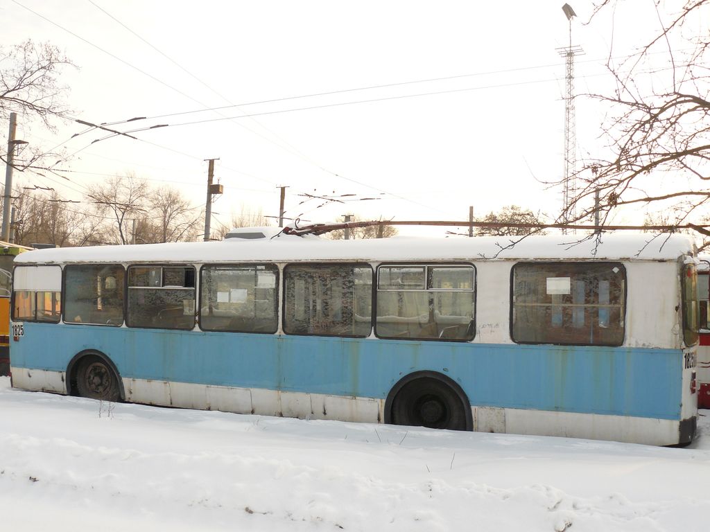 Днепр, ЗиУ-682Г [Г00] № 1825