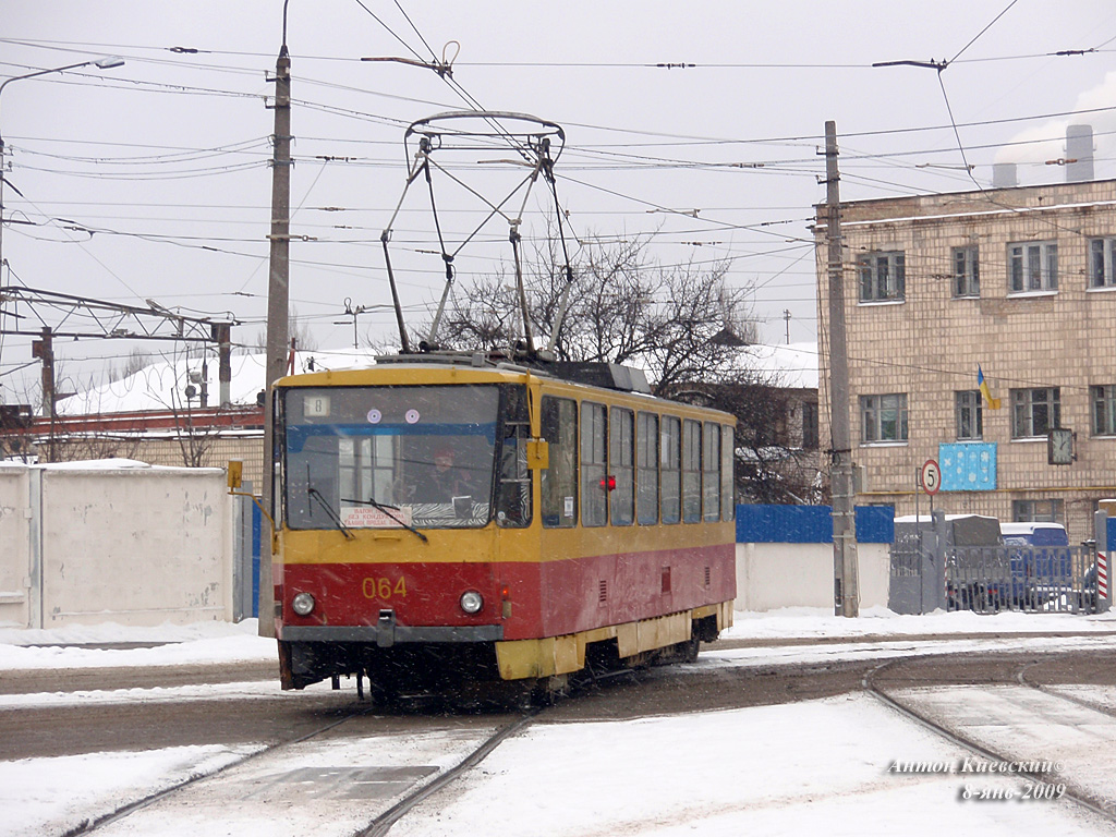 Киев, Tatra T6B5SU № 064