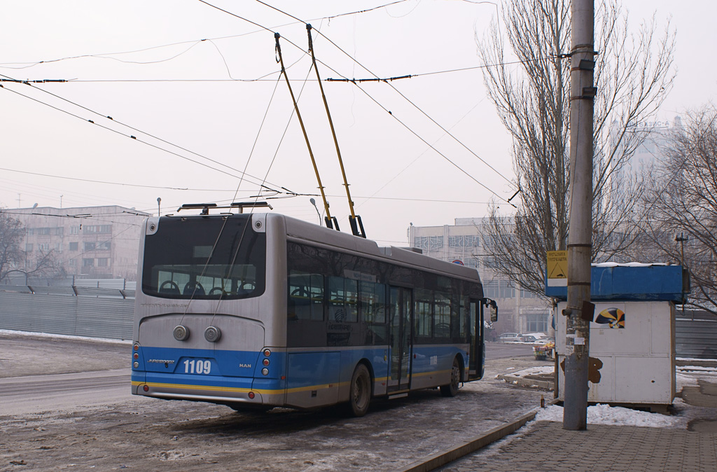 Almaty, YoungMan JNP6120GDZ (Neoplan Kazakhstan) № 1109 Almaty, YoungMan JNP6120GDZ (Neoplan Kazakhstan) № 1109