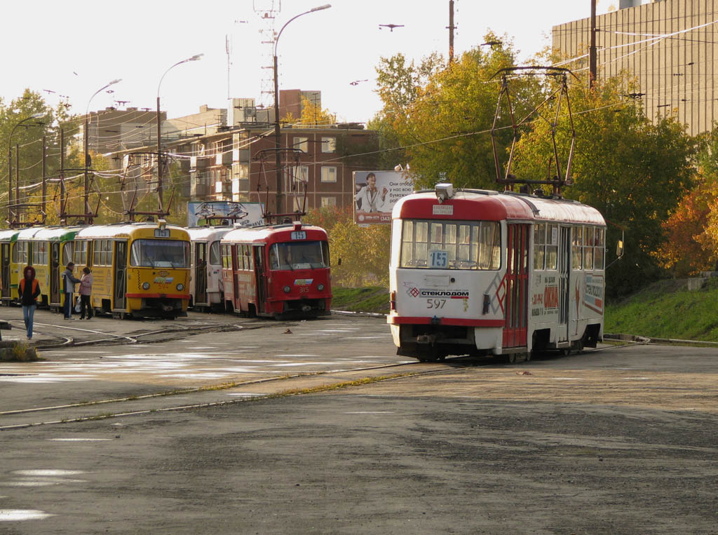 Екатеринбург, Tatra T3SU № 594; Екатеринбург, Tatra T3SU № 315; Екатеринбург, Tatra T3SU № 597; Екатеринбург — Конечные станции и разворотные кольца