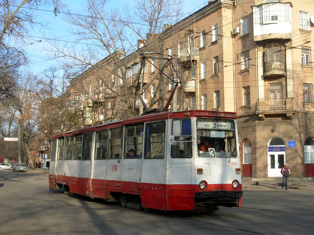 Николаев, 71-605 (КТМ-5М3) № 1096