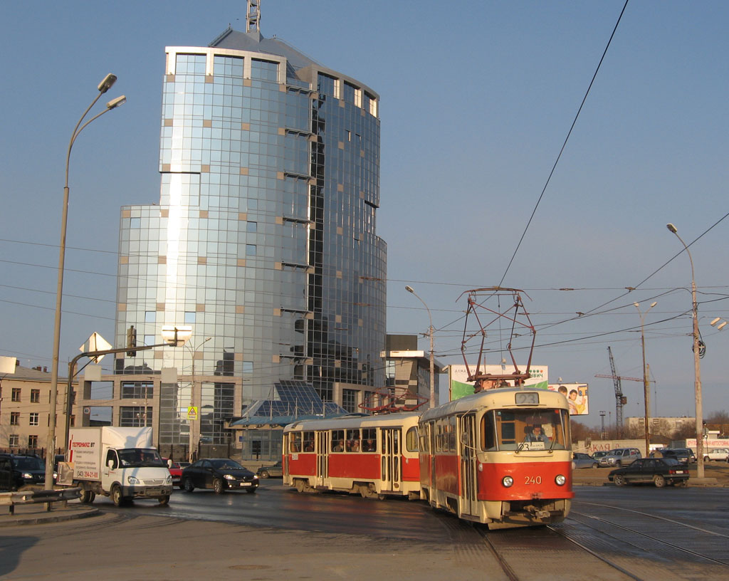 Yekaterinburg, Tatra T3SU Br. 240