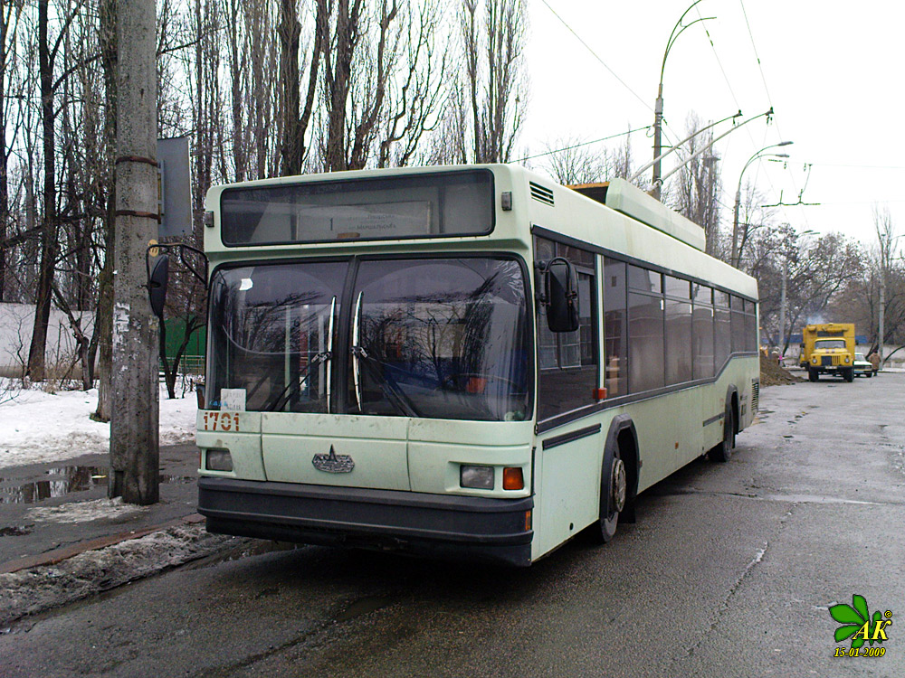 Киев, МАЗ-103Т № 1701